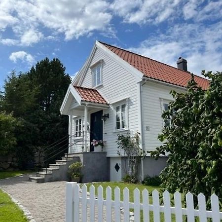 Hybel Med Bad Apartment Egersund Luaran gambar
