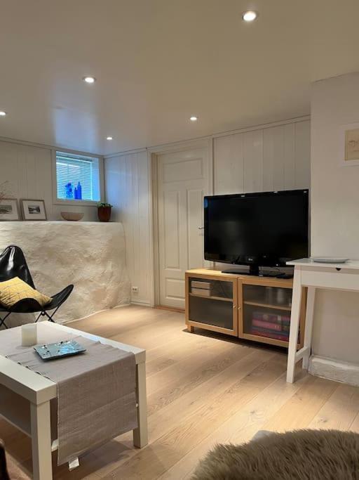 Hybel Med Bad Apartment Egersund Luaran gambar